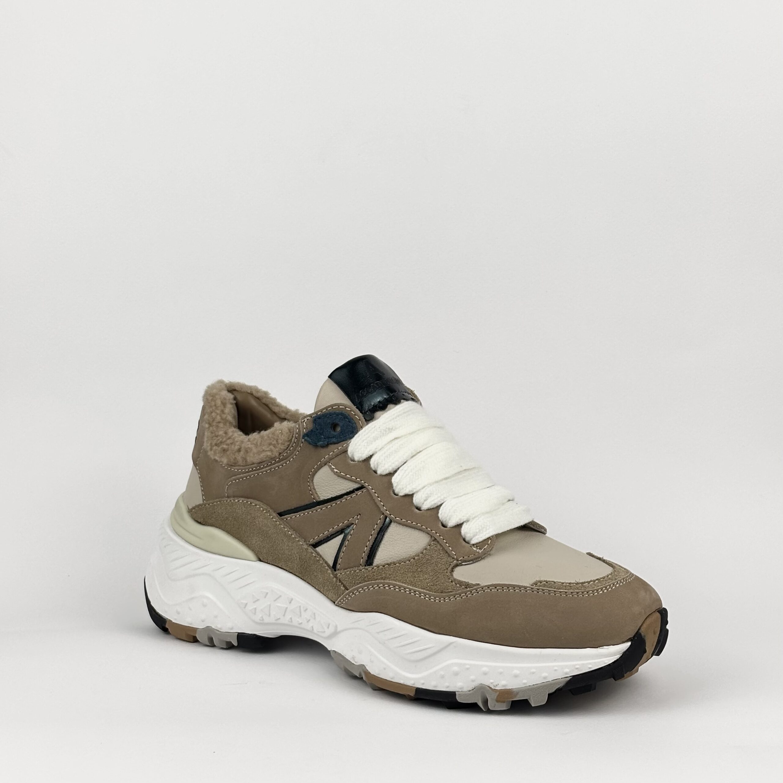 Sneakers in pelle ACCADEMIA72 - immagine 2