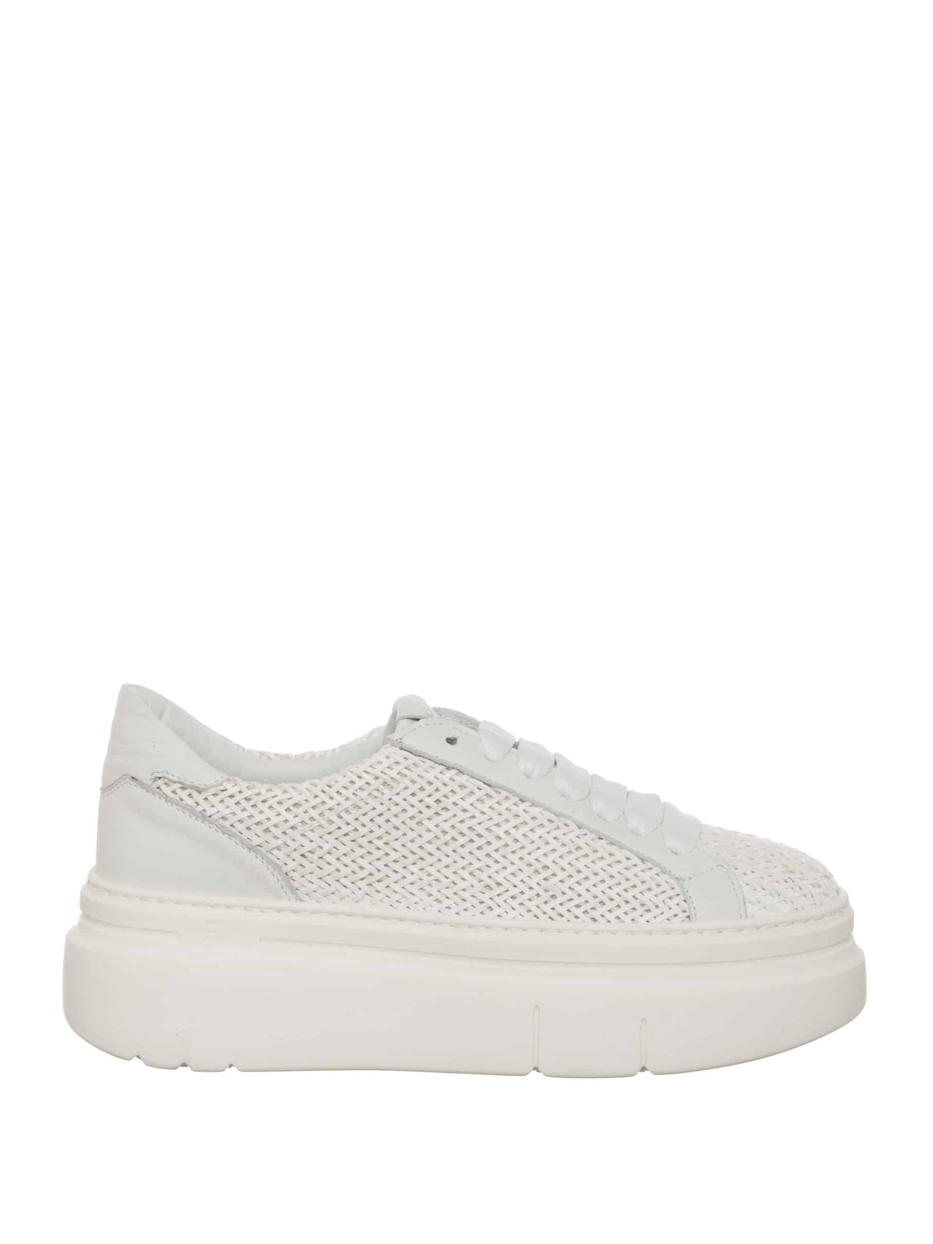 Sneakers GIO+ modello aria - immagine 4