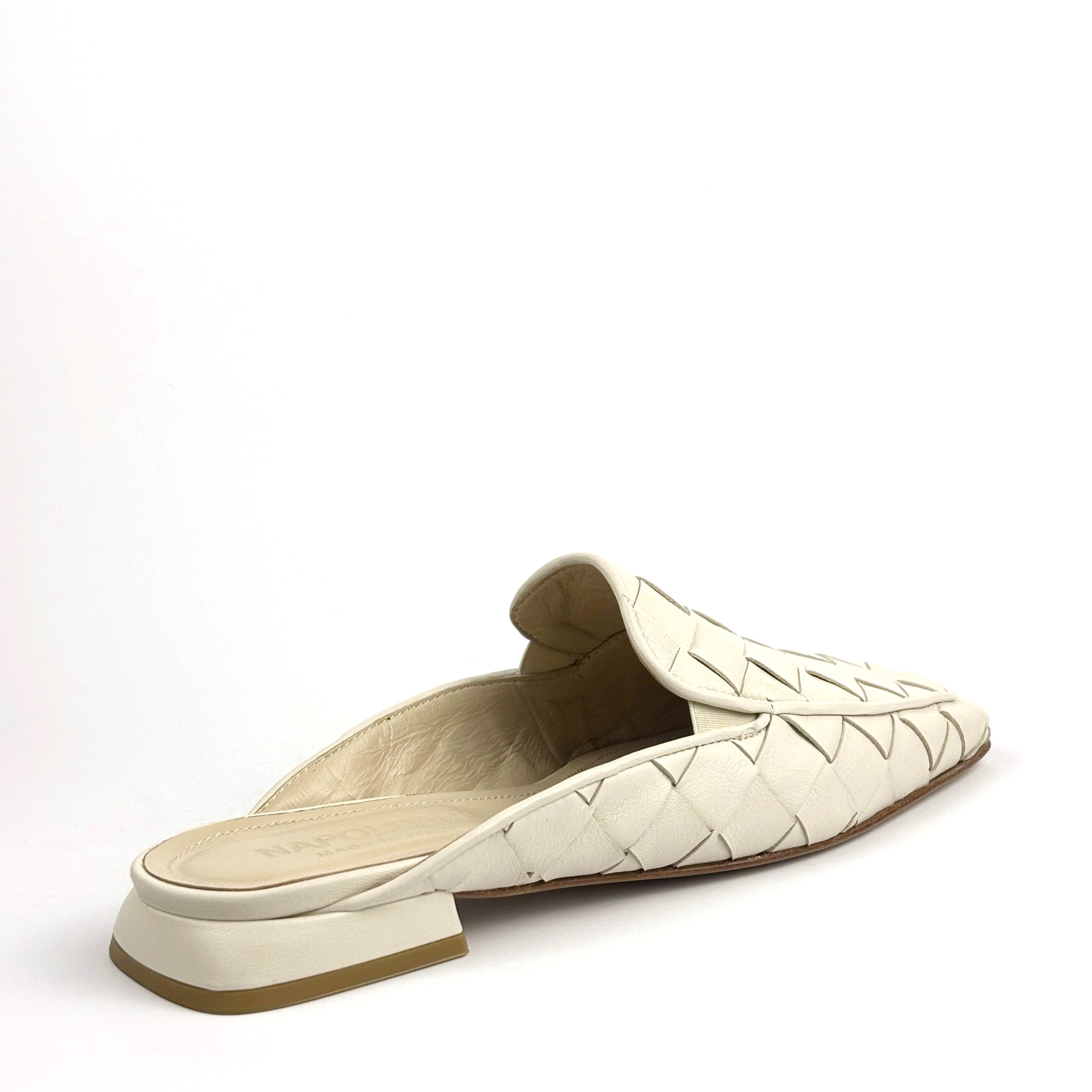 Sabot intrecciato in pelle – Made in Italy con fondo in vero cuoio - immagine 2